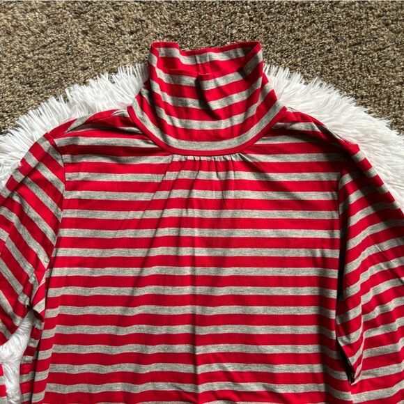 L.L. Bean Top Striped Red Gray Long Sleeves Womens Size Medium - Picture 3 of 5